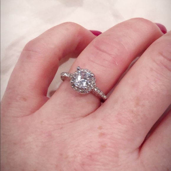 5/$50 White Sapphire & Silver Engagement Ring - Picture 4 of 5